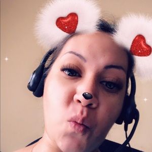 Meet your Posher, Eva